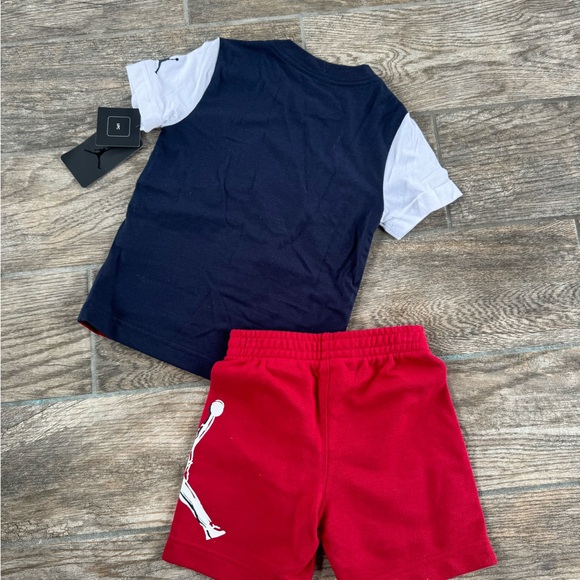 Brand New Jordan Boy’s 2-piece Set T-shirt and Shorts - Picture 2 of 7